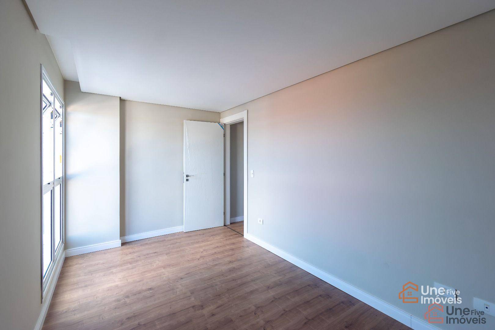 Apartamento à venda com 3 quartos, 101m² - Foto 14