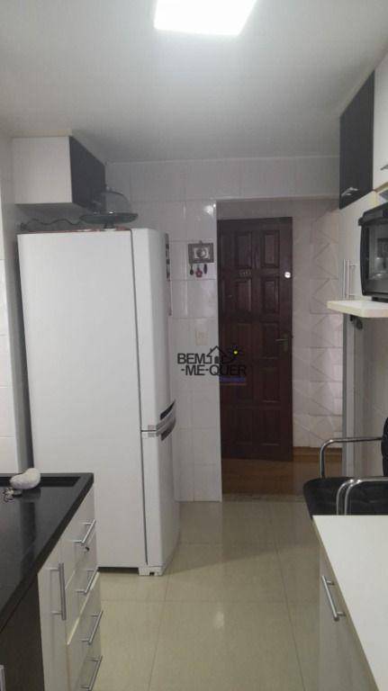 Apartamento à venda com 2 quartos, 56m² - Foto 4