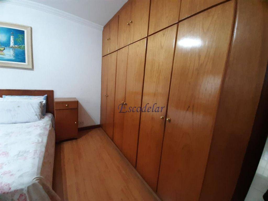 Casa à venda com 3 quartos, 240m² - Foto 44