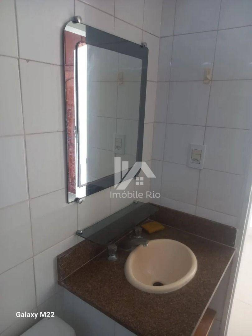 Apartamento à venda com 2 quartos, 70m² - Foto 13