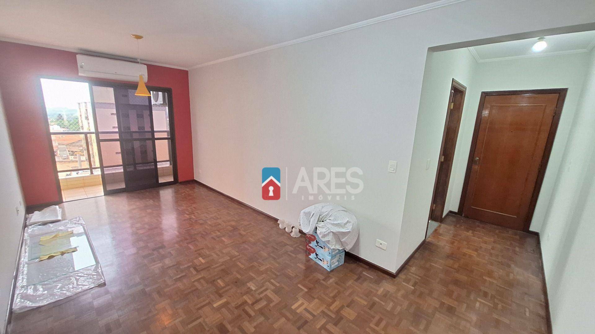 Apartamento para alugar com 3 quartos, 96m² - Foto 1