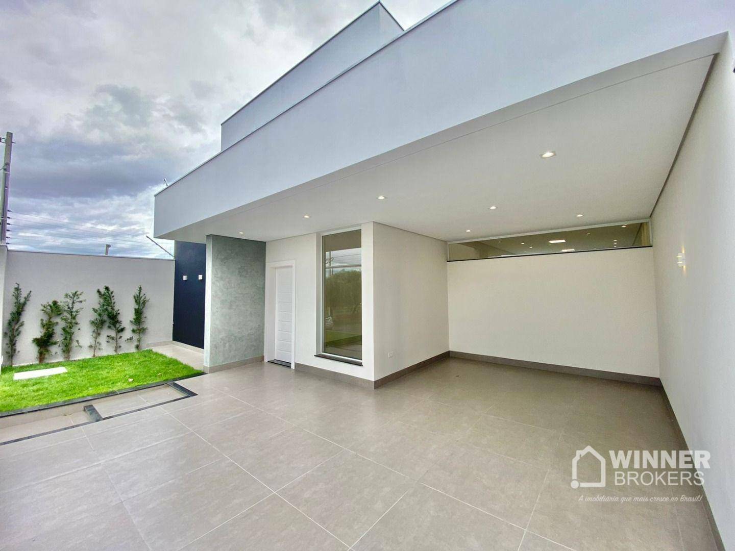 Casa à venda com 3 quartos, 116m² - Foto 1