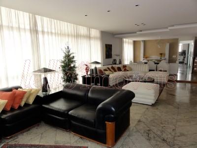 Apartamento à venda com 3 quartos, 340m² - Foto 1