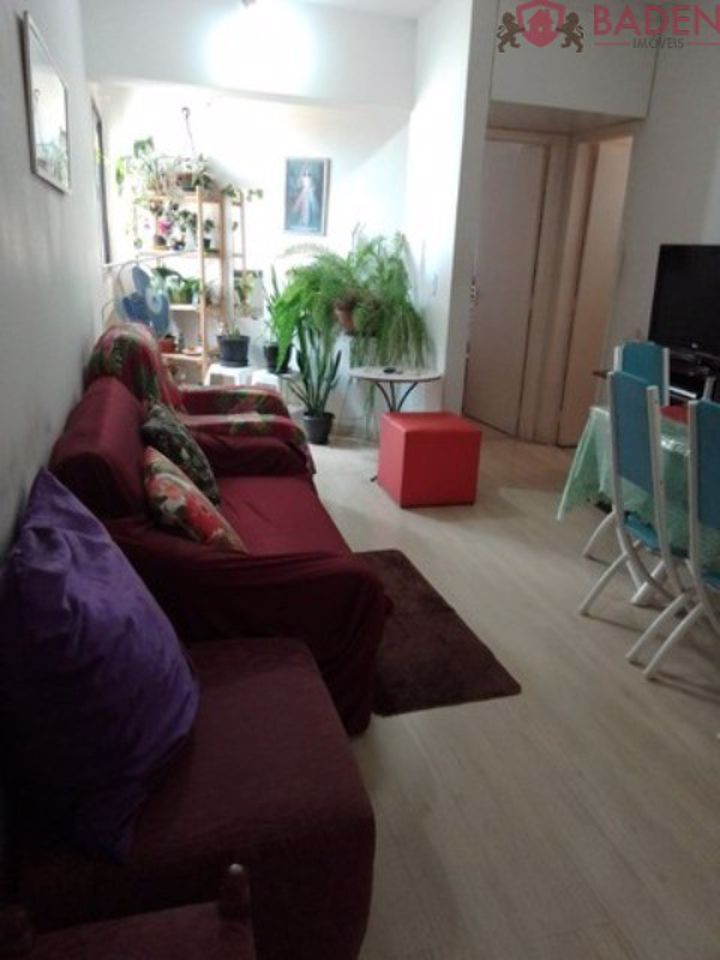 Apartamento à venda com 1 quarto, 43m² - Foto 1