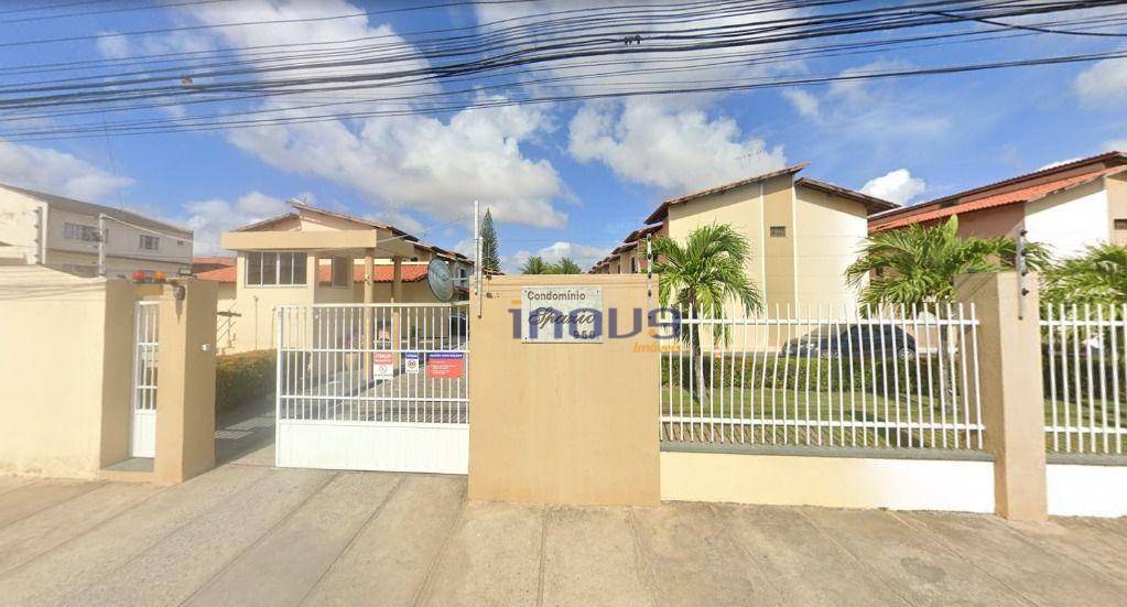 Casa de Condomínio à venda com 3 quartos, 92m² - Foto 2