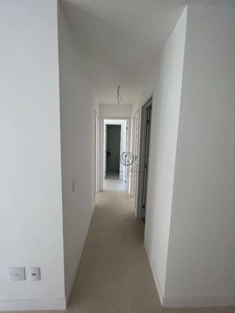 Apartamento à venda com 3 quartos, 140m² - Foto 20