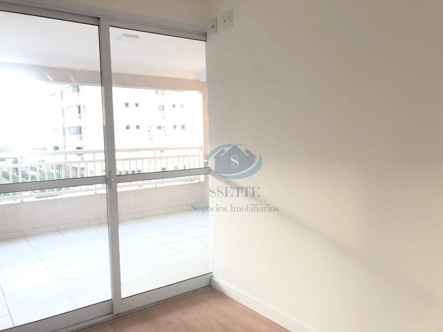 Apartamento à venda com 3 quartos, 82m² - Foto 7