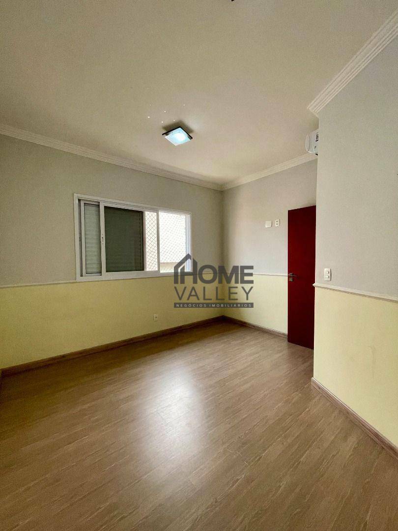 Casa de Condomínio à venda com 3 quartos, 250m² - Foto 32