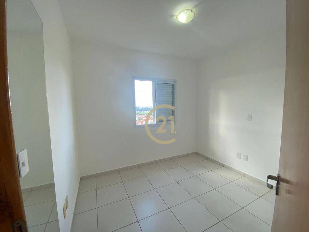 Apartamento para alugar com 3 quartos, 84m² - Foto 15