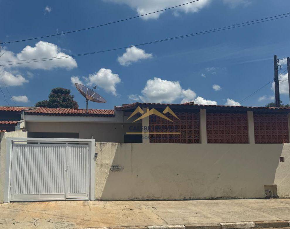 Casa à venda com 3 quartos, 164m² - Foto 1