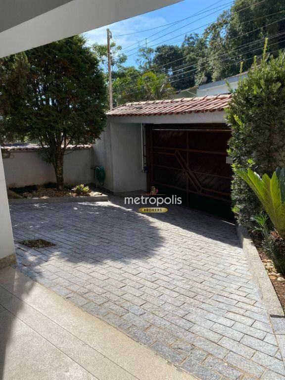 Casa à venda com 3 quartos, 199m² - Foto 30