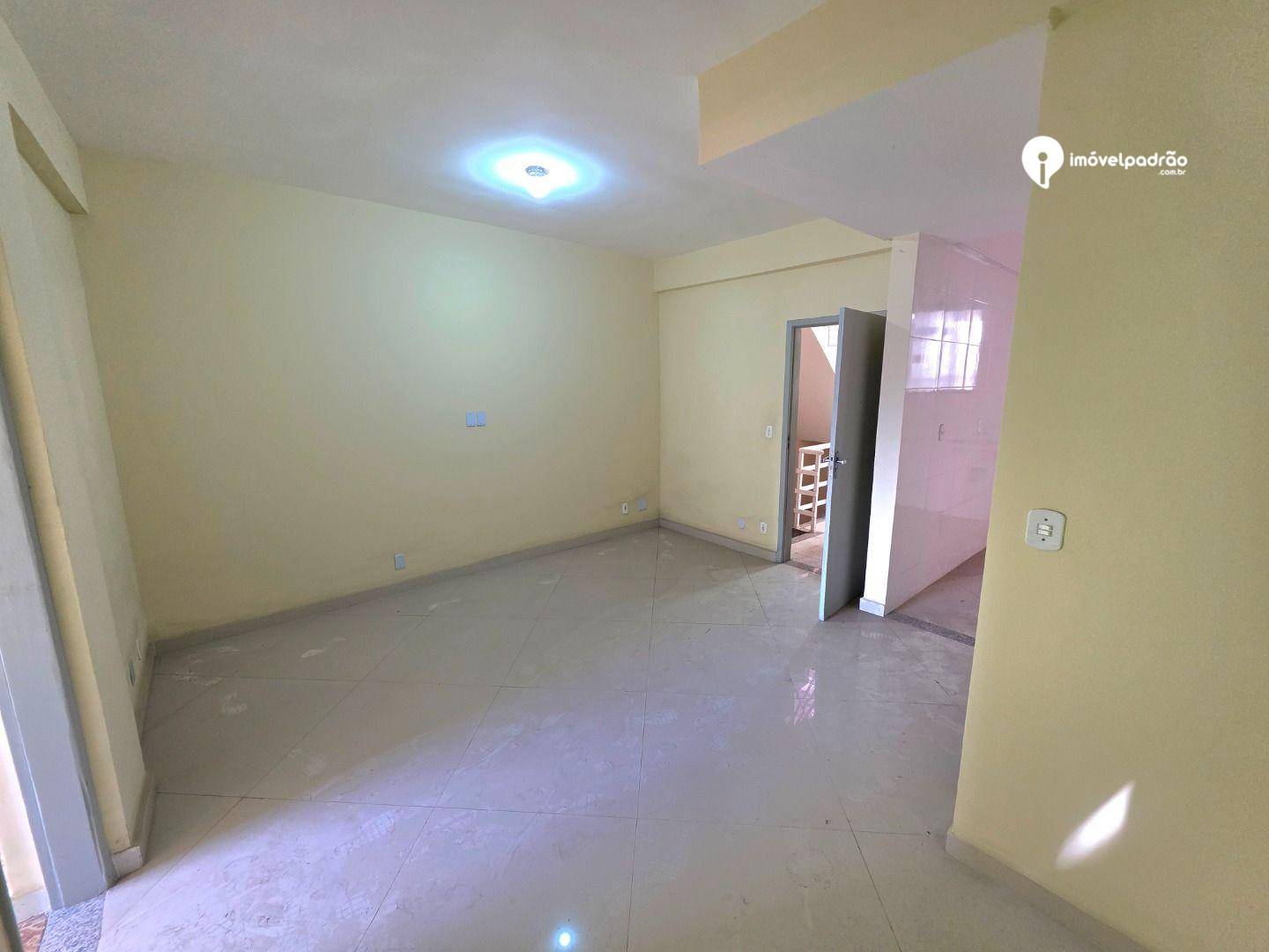 Apartamento para alugar com 2 quartos, 80m² - Foto 13