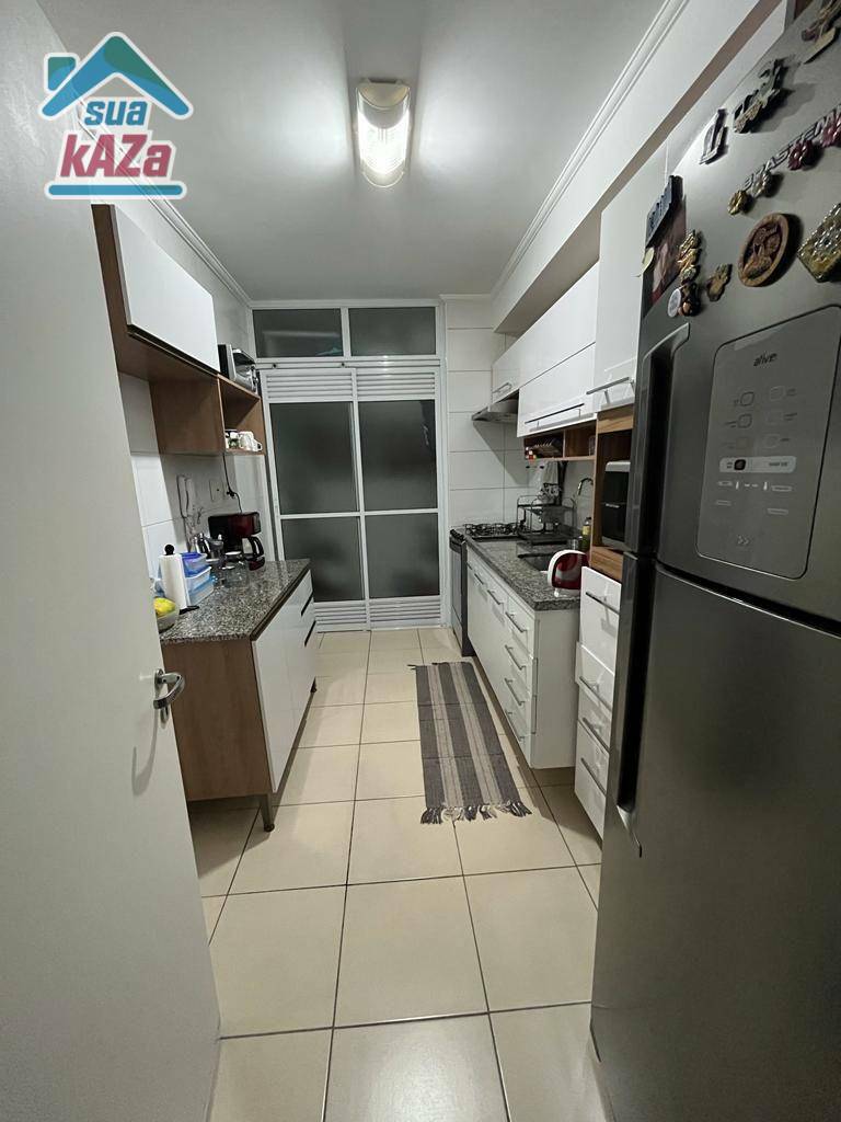 Apartamento à venda com 2 quartos, 70m² - Foto 10