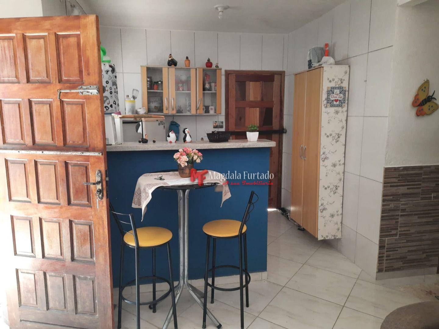 Casa à venda com 2 quartos, 54m² - Foto 4