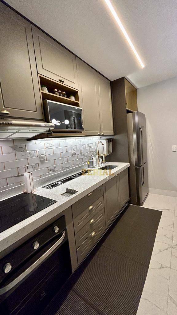 Apartamento à venda com 2 quartos, 70m² - Foto 12