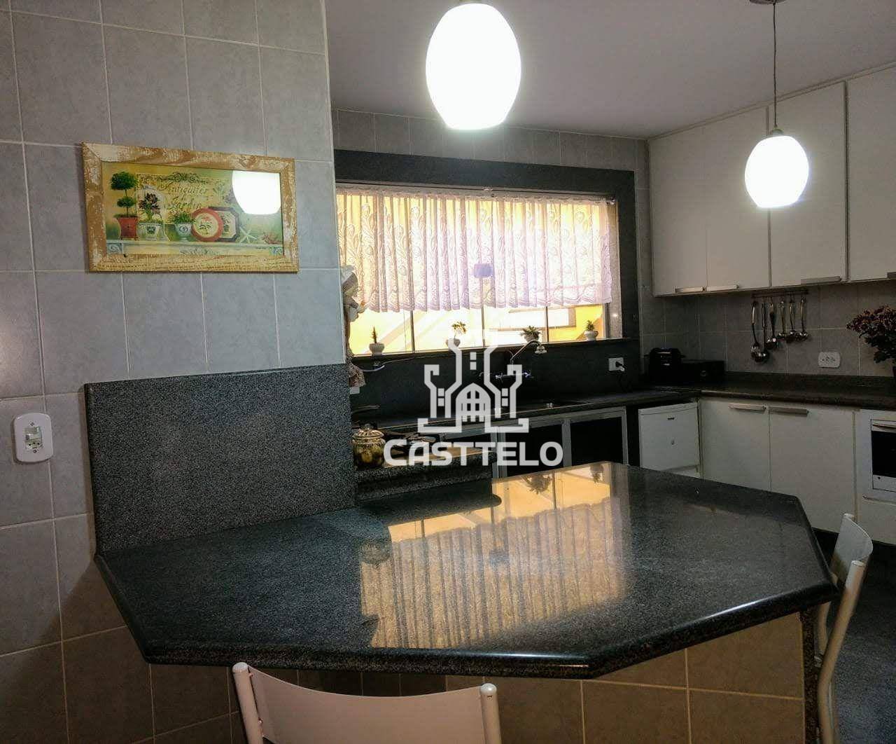 Sobrado à venda com 3 quartos, 278m² - Foto 10