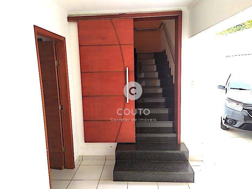 Casa à venda com 4 quartos, 154m² - Foto 4