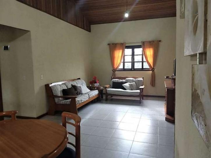 Casa de Condomínio à venda com 2 quartos, 203m² - Foto 2