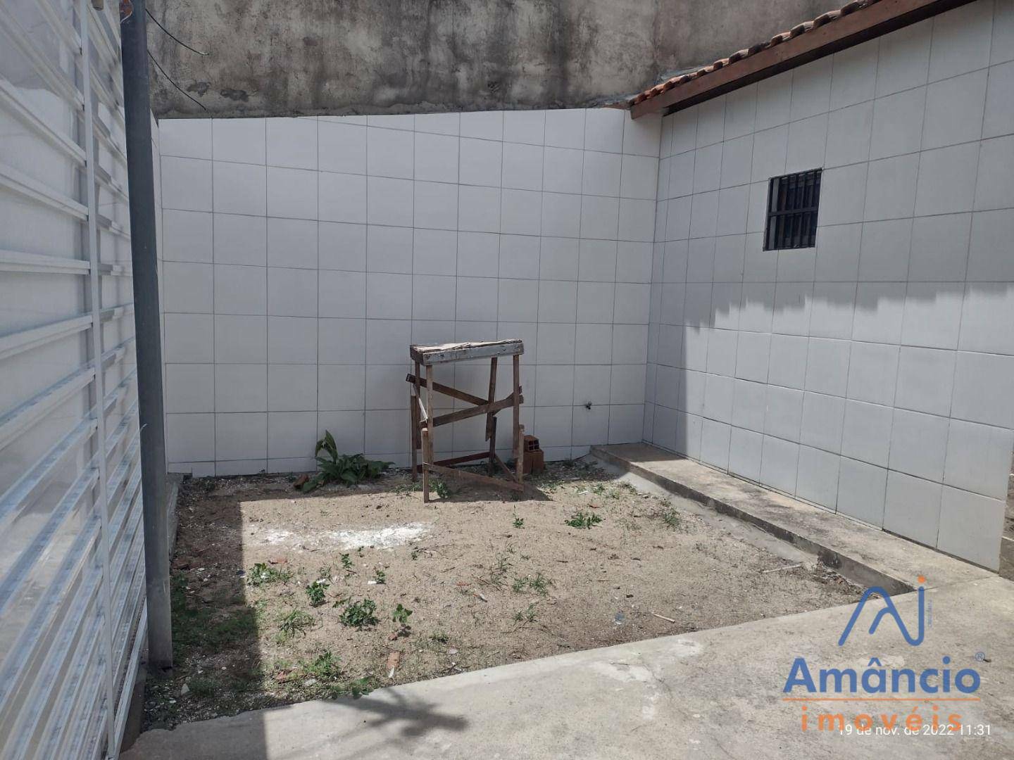 Casa à venda com 3 quartos, 85m² - Foto 5