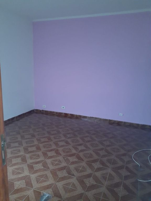 Casa para alugar com 3 quartos, 180m² - Foto 8