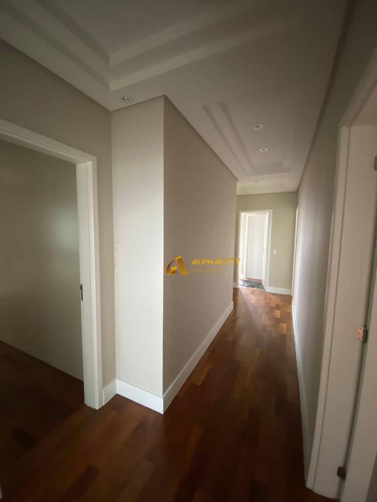 Apartamento para alugar com 4 quartos, 367m² - Foto 12