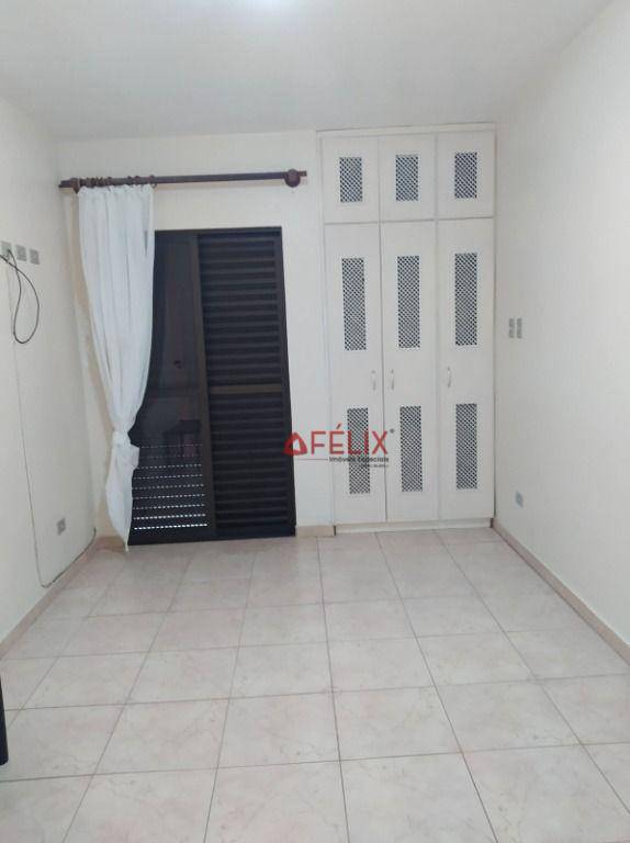 Apartamento à venda com 3 quartos, 111m² - Foto 7