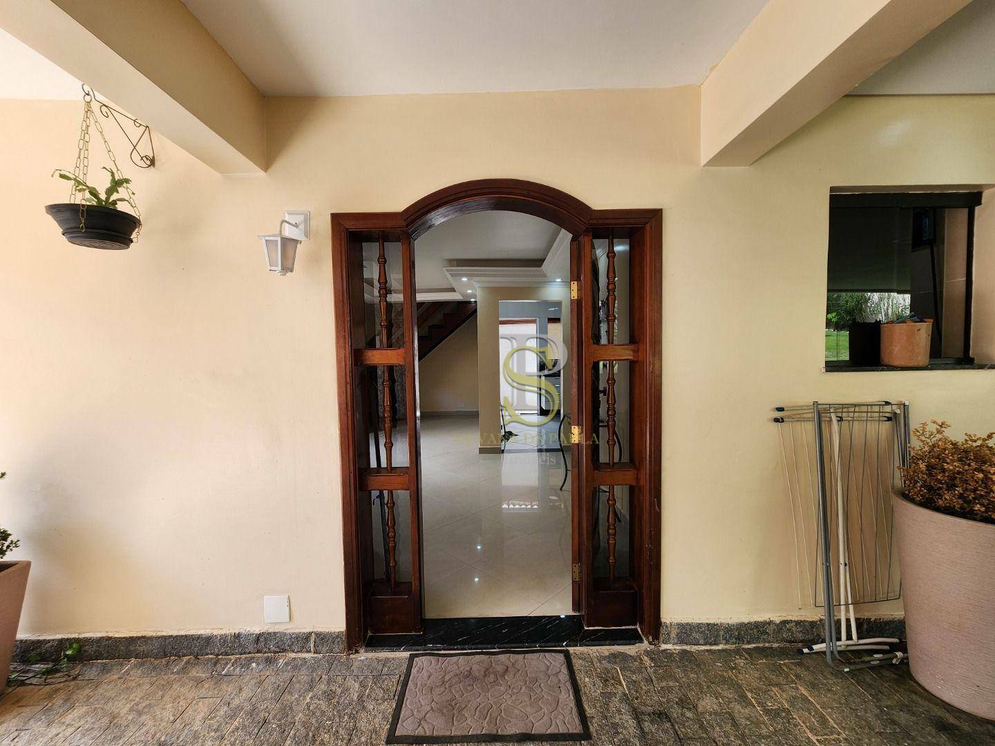 Casa à venda com 5 quartos, 350m² - Foto 16