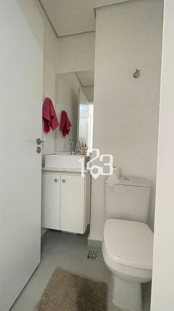 Apartamento para alugar com 1 quarto, 49m² - Foto 10