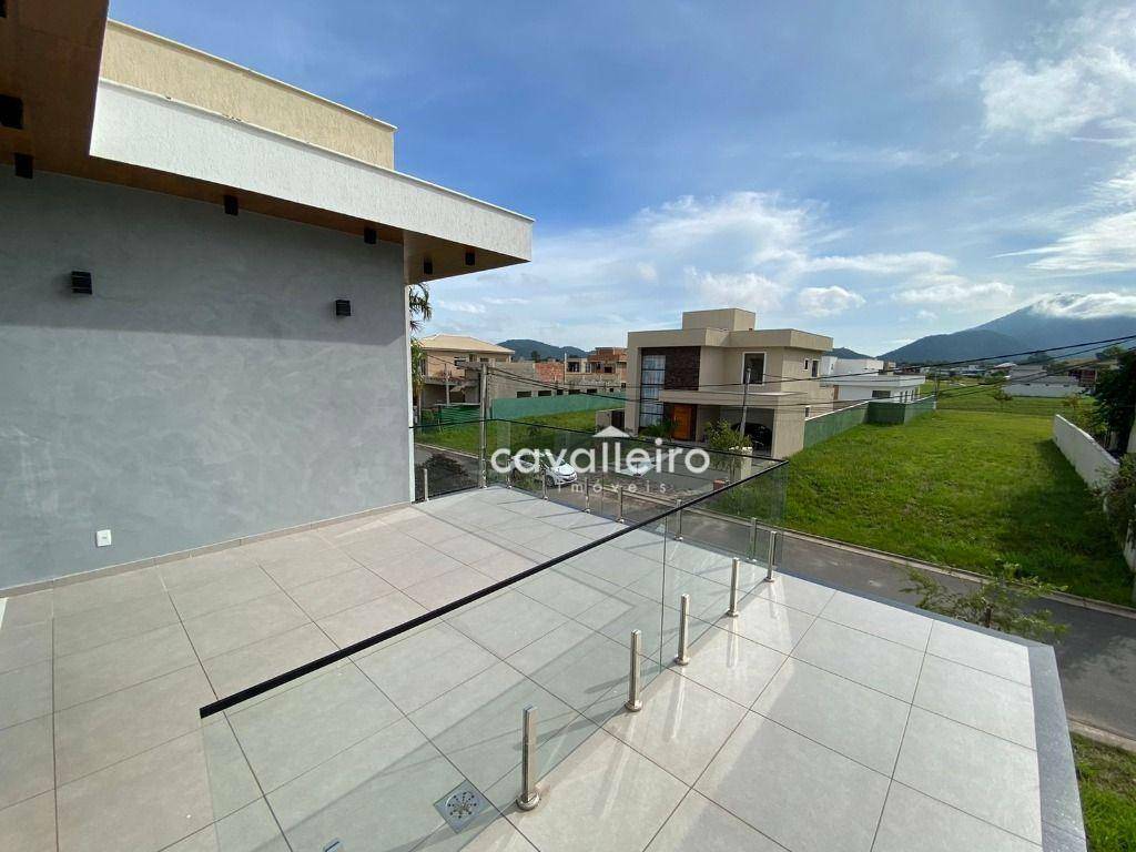 Casa de Condomínio à venda com 5 quartos, 272m² - Foto 29