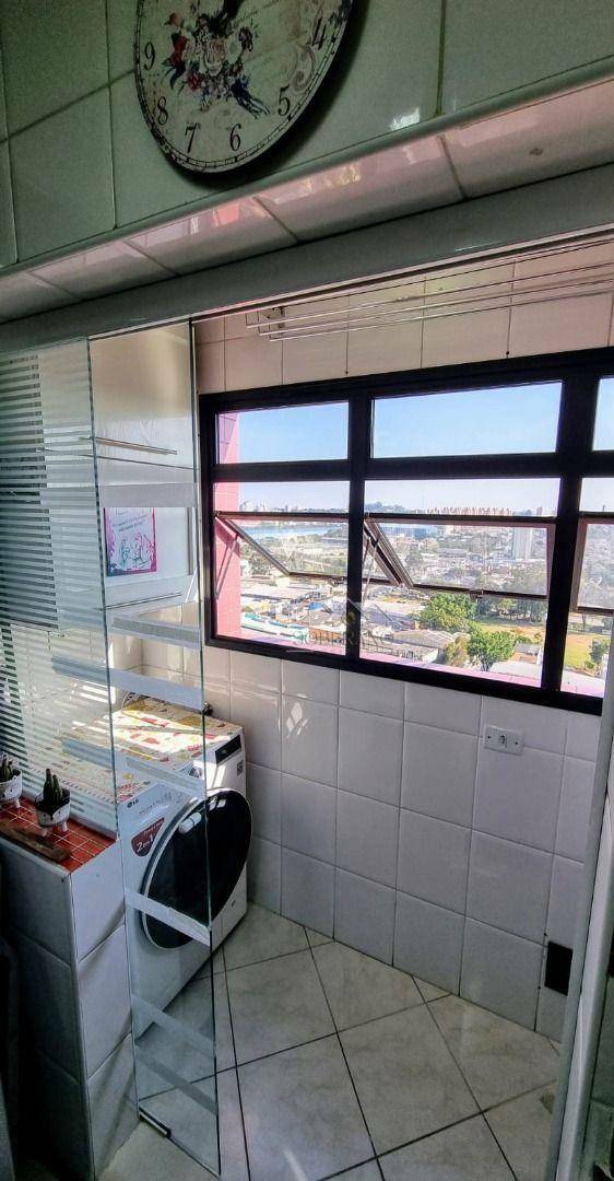 Apartamento à venda com 3 quartos, 75m² - Foto 31