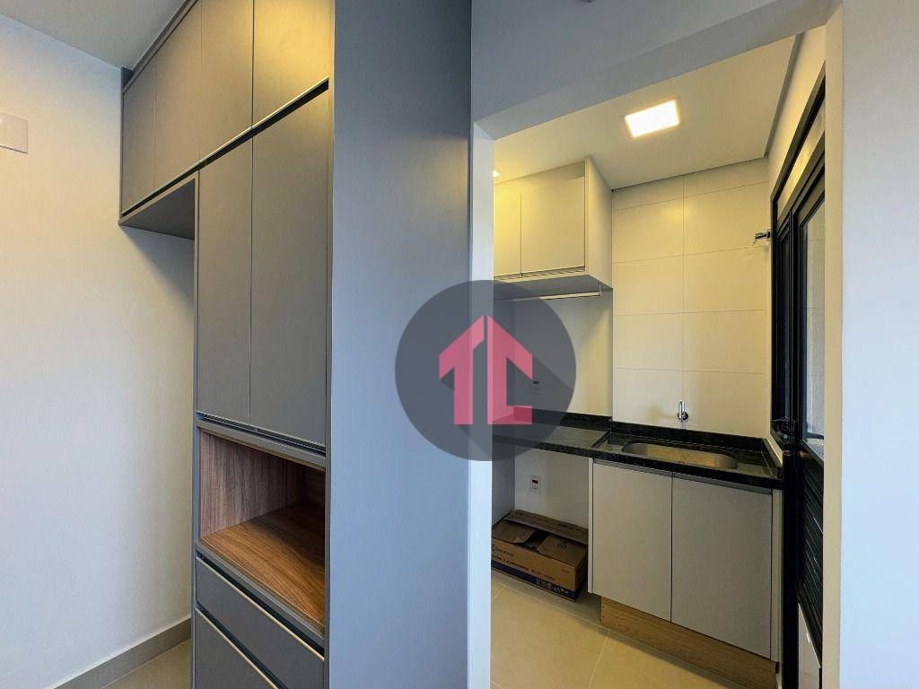 Apartamento para alugar com 2 quartos, 80m² - Foto 6