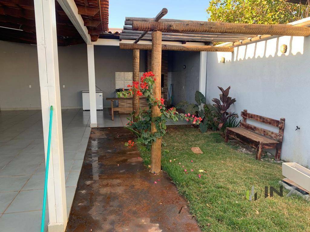 Casa de Condomínio à venda com 2 quartos, 360m² - Foto 9