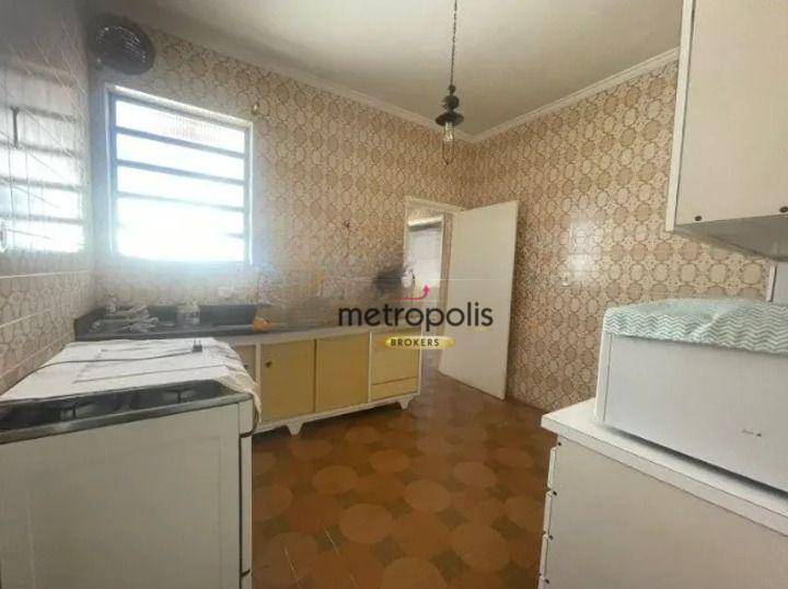 Casa à venda e aluguel com 3 quartos, 327m² - Foto 4