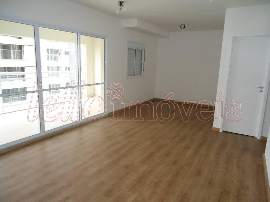 Apartamento para alugar com 3 quartos, 135m² - Foto 1