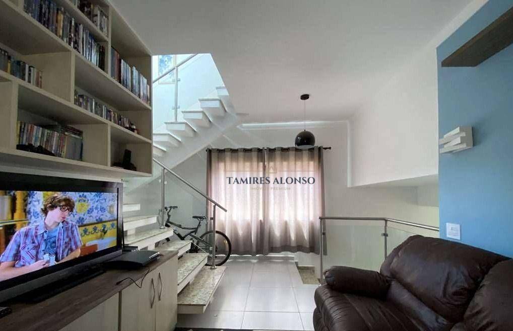 Casa à venda com 3 quartos, 141m² - Foto 3