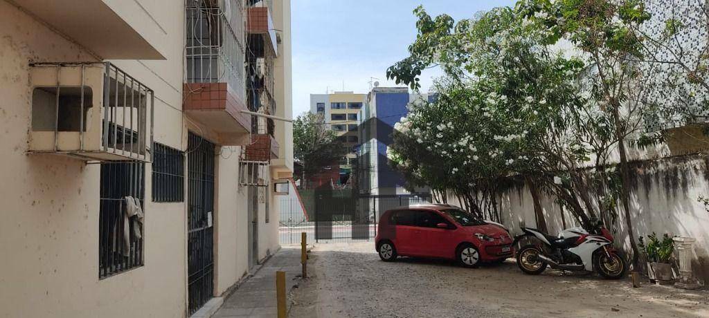 Apartamento à venda com 2 quartos, 50m² - Foto 2