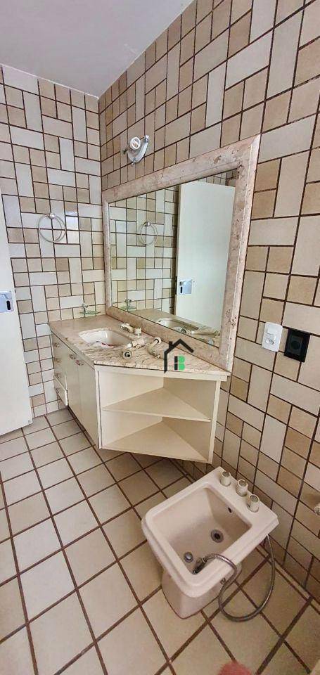 Apartamento à venda com 3 quartos, 140m² - Foto 14