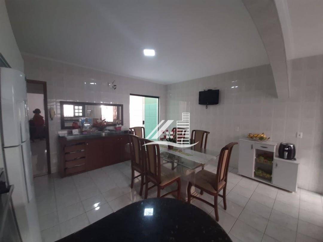 Sobrado à venda com 3 quartos, 231m² - Foto 27