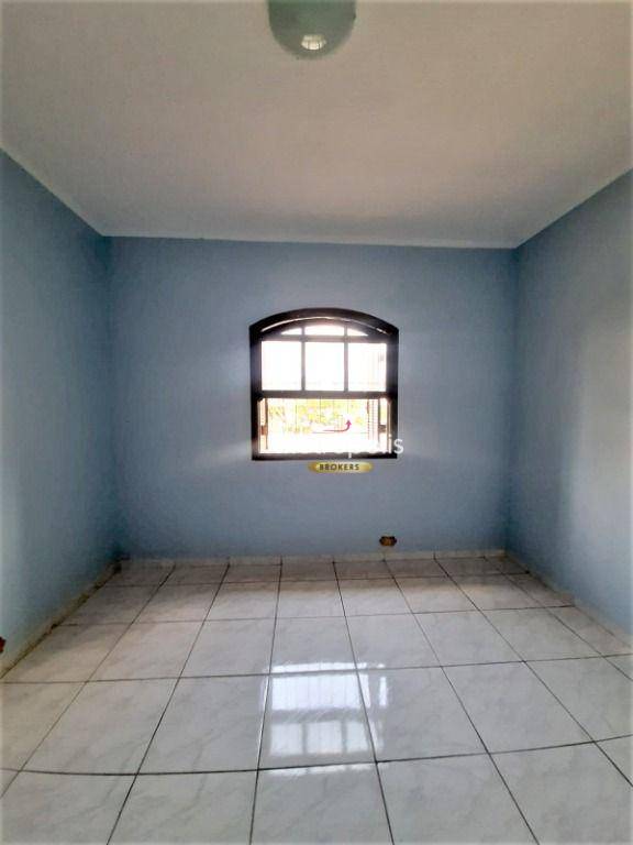 Sobrado à venda com 2 quartos, 151m² - Foto 18