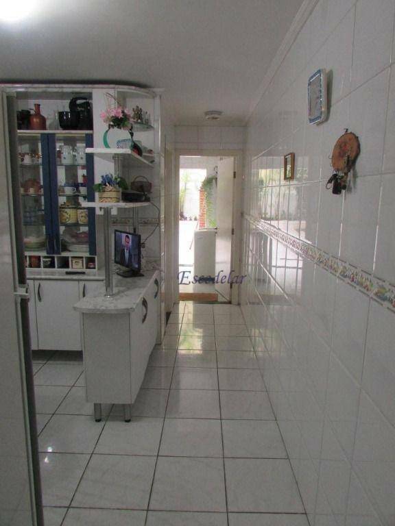 Sobrado à venda com 4 quartos, 300m² - Foto 9