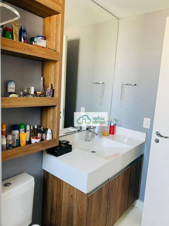 Apartamento à venda com 2 quartos, 62m² - Foto 17