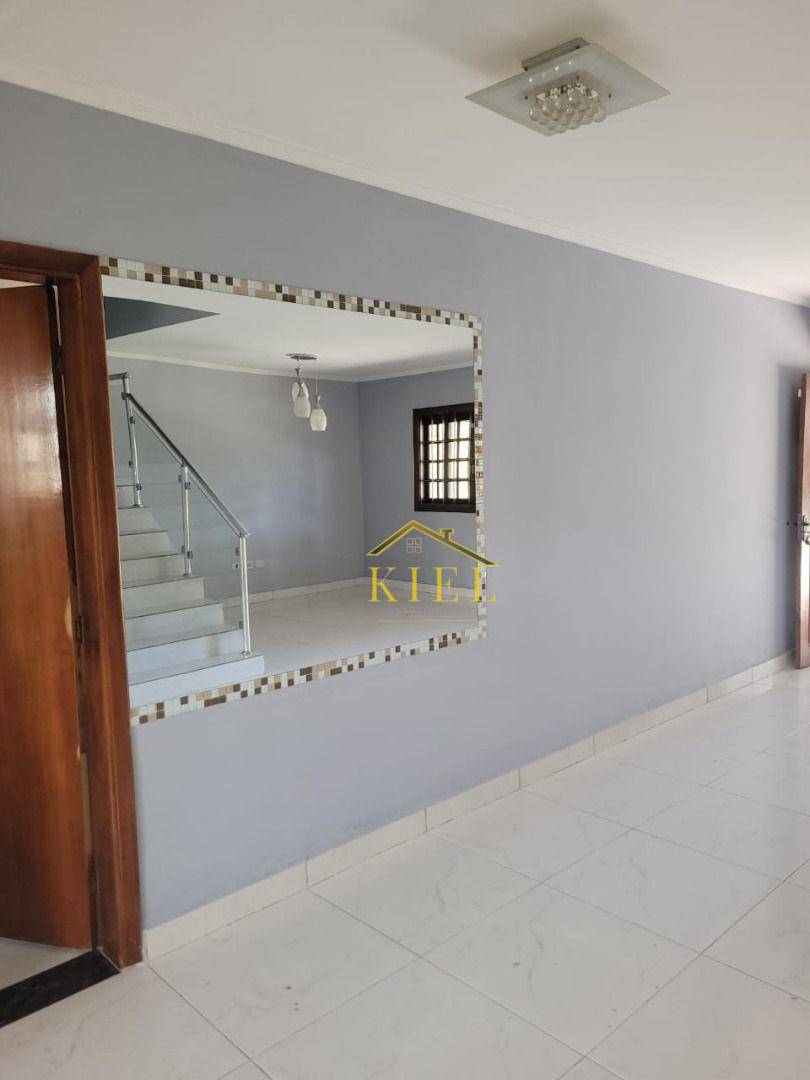 Casa à venda com 3 quartos, 154m² - Foto 8