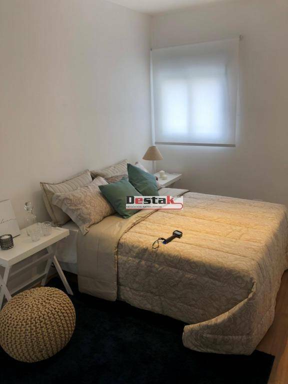 Apartamento à venda com 2 quartos, 65m² - Foto 22