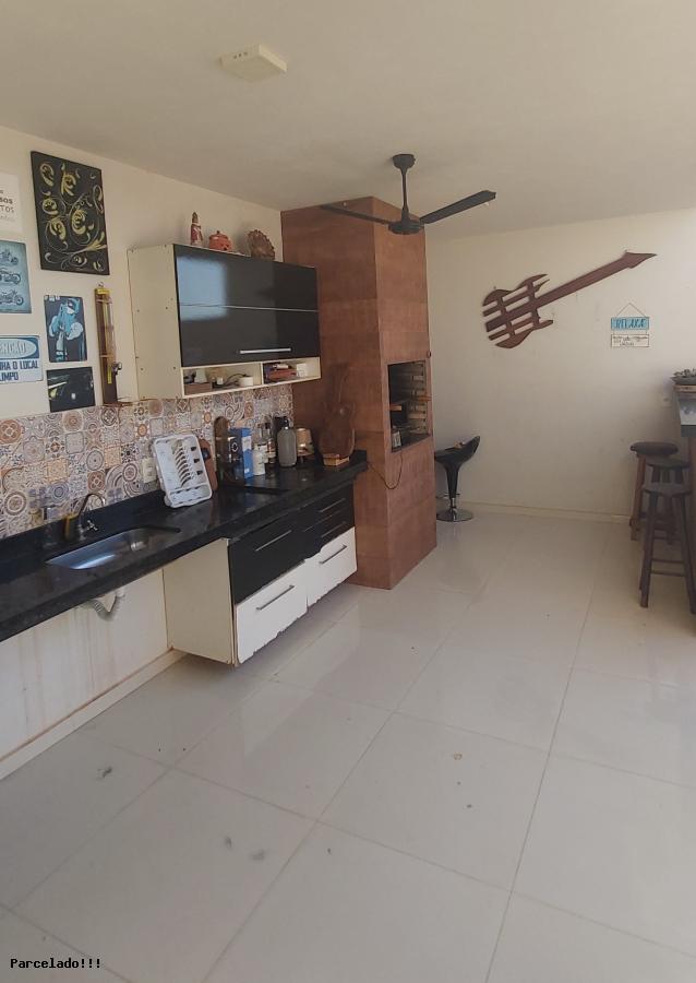 Casa à venda com 3 quartos, 250m² - Foto 10