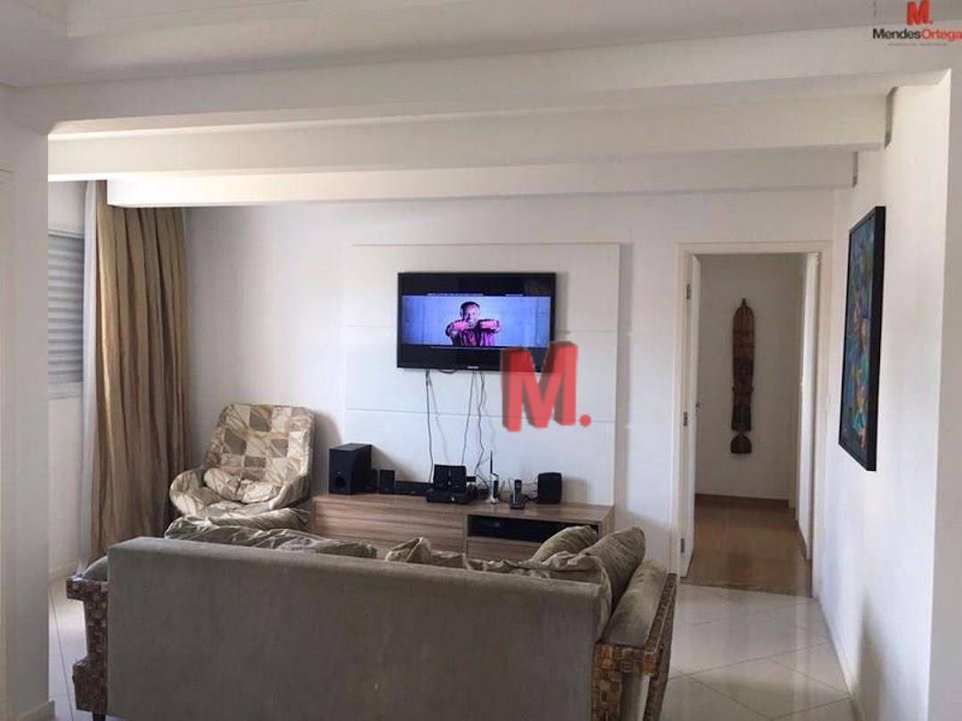 Apartamento à venda com 3 quartos, 144m² - Foto 2