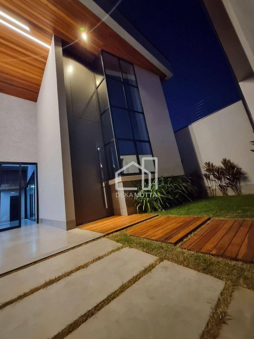 Casa à venda com 3 quartos, 211m² - Foto 6