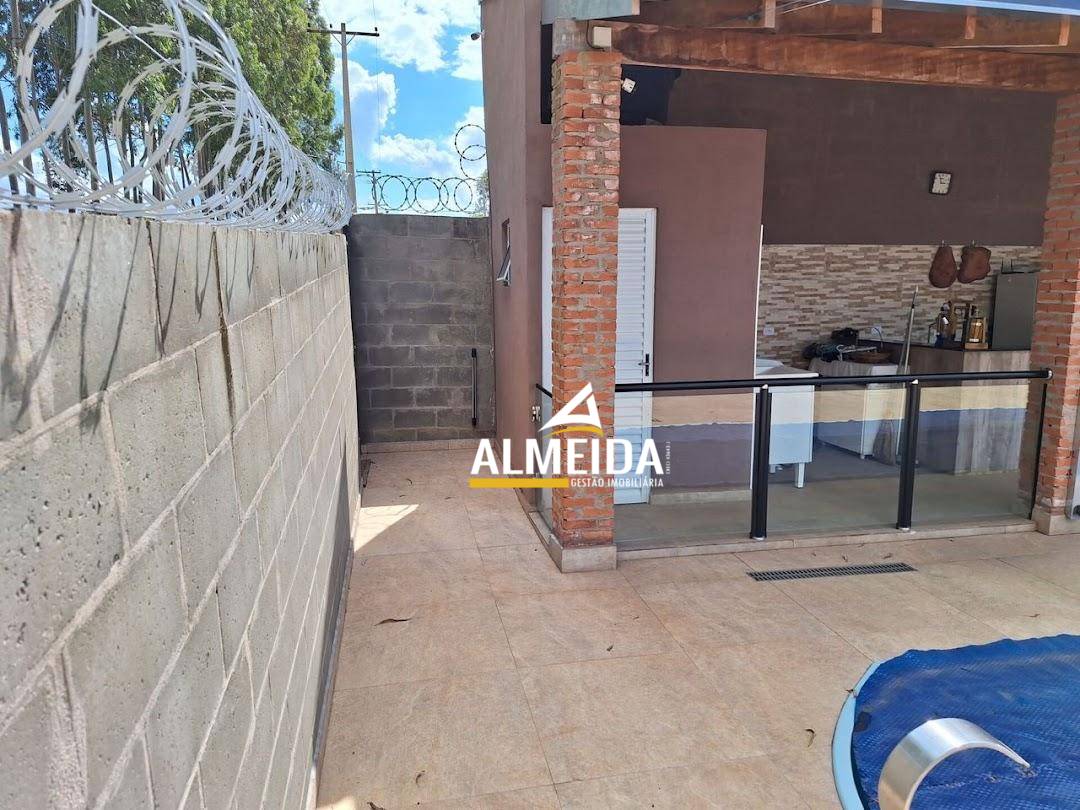 Chácara, 3 quartos, 1400 m² - Foto 4