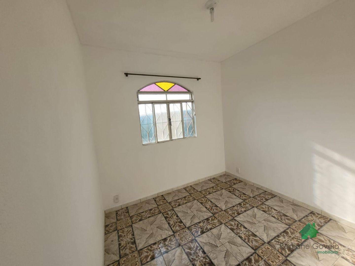 Casa para alugar com 2 quartos, 60m² - Foto 13