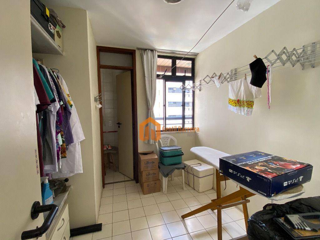 Apartamento à venda com 3 quartos, 247m² - Foto 14