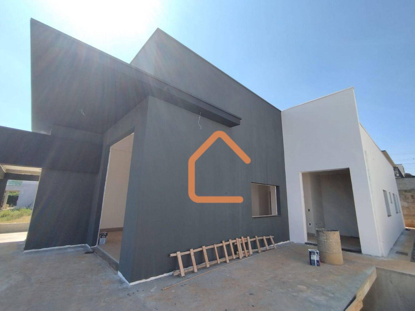 Casa à venda com 3 quartos, 300m² - Foto 9